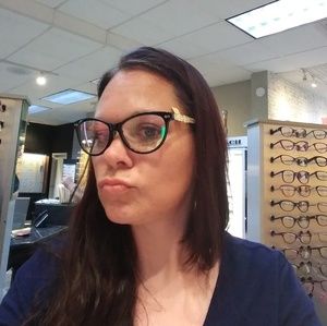 Meet your Posher, Allison